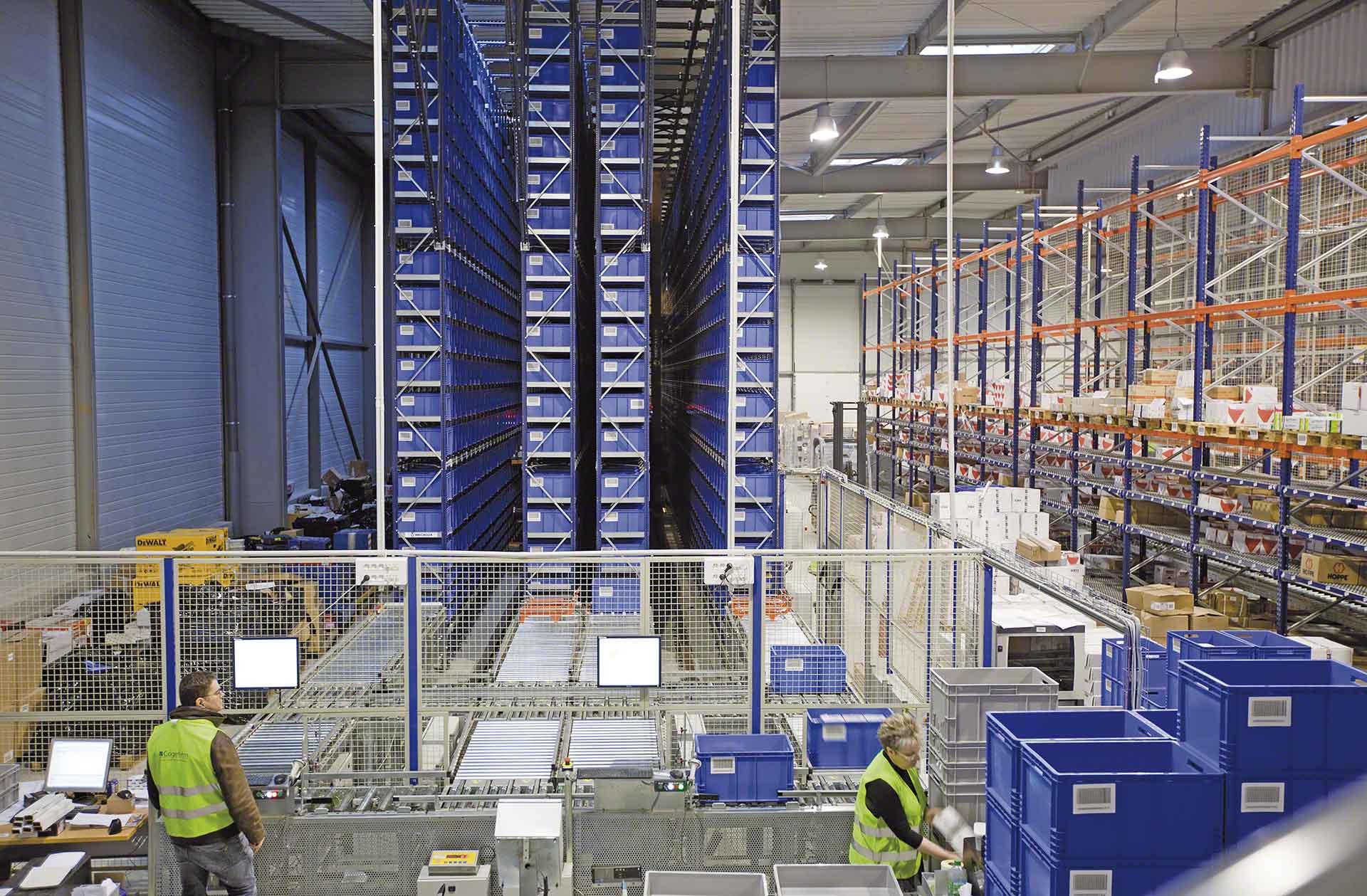 A automação do armazém é fundamental para aumentar a eficiência da logística de produção A automação do armazém é fundamental para aumentar a eficiência da logística de produção