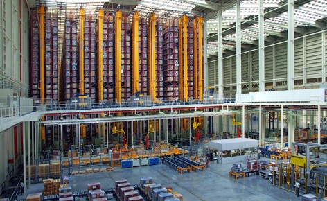 A Mecalux conclui o processo de automatização dos armazéns da Porcelanosa Grupo em Castellón