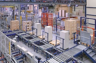 Sistemas de picking automático em armazéns automatizados Sistemas de picking automático em armazéns automatizados