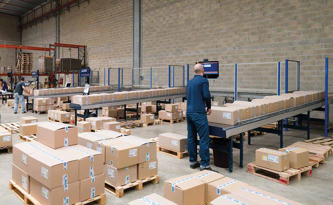 O uso racional de embalagem na logística permite economizar custos no acondicionamento de pedidos