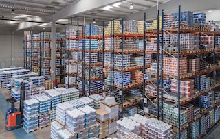 O armazém é a espinha dorsal da supply chain O armazém é a espinha dorsal da supply chain