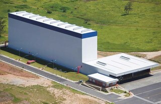 A inmologística é o segmento do setor imobiliário que se dedica ao aluguer e venda de armazéns A inmologística é o segmento do setor imobiliário que se dedica ao aluguer e venda de armazéns