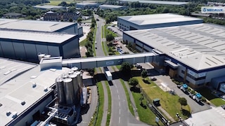 Automação do transporte de um milhão de paletes por ano para a ALPLA no Reino Unido