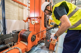 O apoio técnico da Mecalux ajuda a minimizar o tempo de inatividade do armazém O apoio técnico da Mecalux ajuda a minimizar o tempo de inatividade do armazém