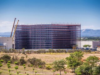 Os sistemas de armazenamento autoportantes são grandes obras de engenharia