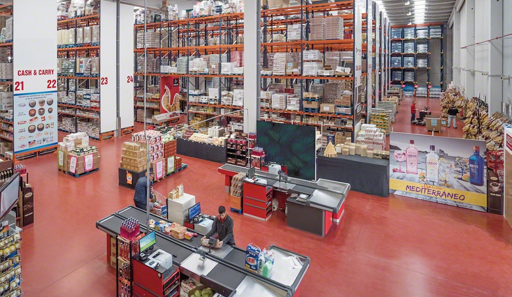 O Store Fulfillment foi projetado para controlar o stock do armazém e das lojas físicas