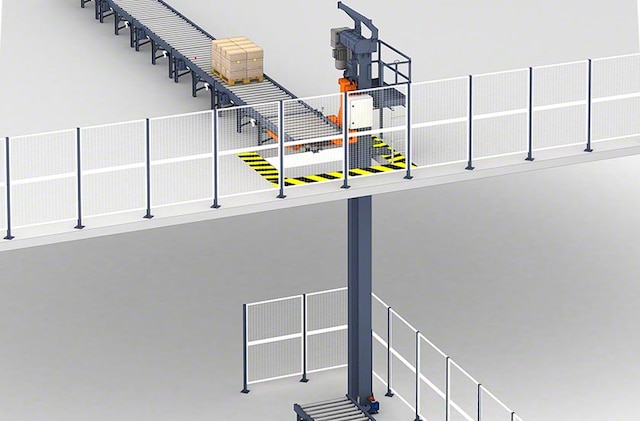 Os transportadores verticais possibilitam a circulação de paletes entre diferentes pisos