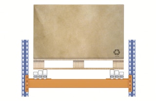 Na configuração com carros, as paletes apoiam nos carros, excetuando a última, que apoia nos carris