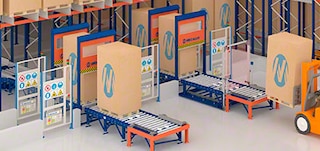 As cercas de segurança delimitam a zona de operações do Pallet Shuttle 3D