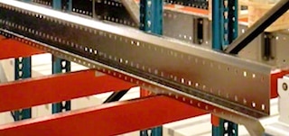 Os carris permitem que o shuttle 3D circule por corredores e canais