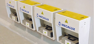 A estação de carga é utilizada para carregar as baterias do Pallet Shuttle